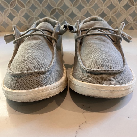 Hey Dude (413058) Wendy Chambray Slip-On Chambray Light Grey Womens US Size 7 - Picture 5 of 12